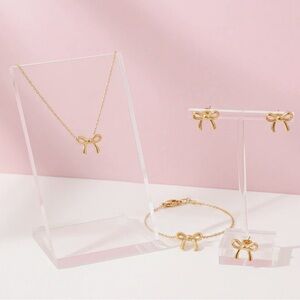Chic Gold Bow Necklace by Arau Jewelry